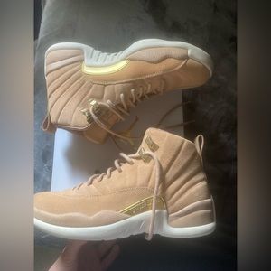 Nike air Jordan retro 12 premium “ vechetta tan “